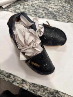 Venus Celia Black Leather Slip-On Shoes